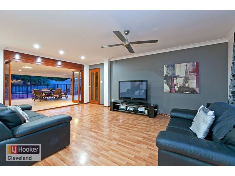 9 Cruiser Court, Cleveland QLD 4163