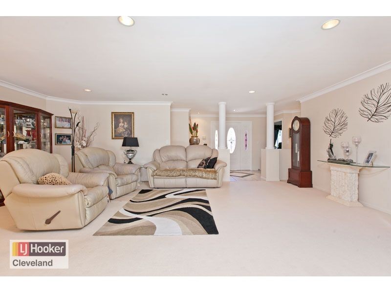 5 Caravel Court, Raby Bay QLD 4163