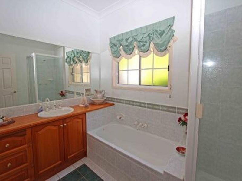2 Apollo Court, Victoria Point QLD 4165