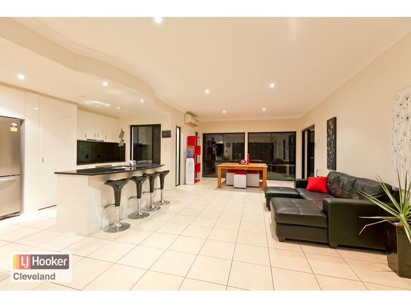 3 Devonstone Street, Cleveland QLD 4163
