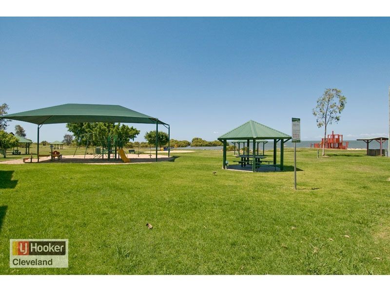 104 Thorneside Road, Thorneside QLD 4158