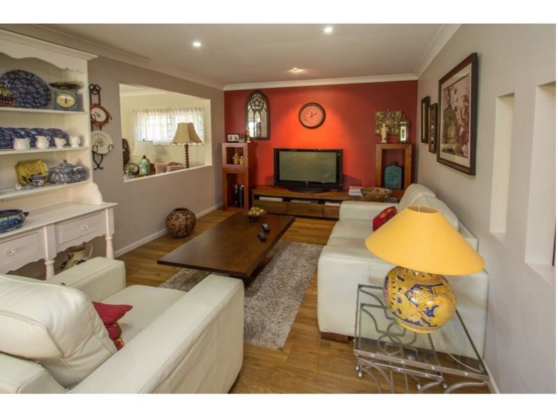 28 Peel Street, Redland Bay QLD 4165