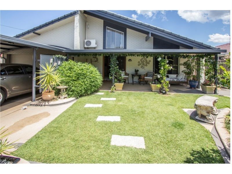 28 Peel Street, Redland Bay QLD 4165