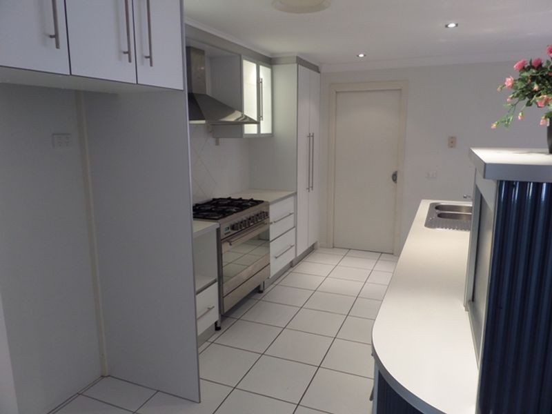 48 Beach Street, Cleveland QLD 4163