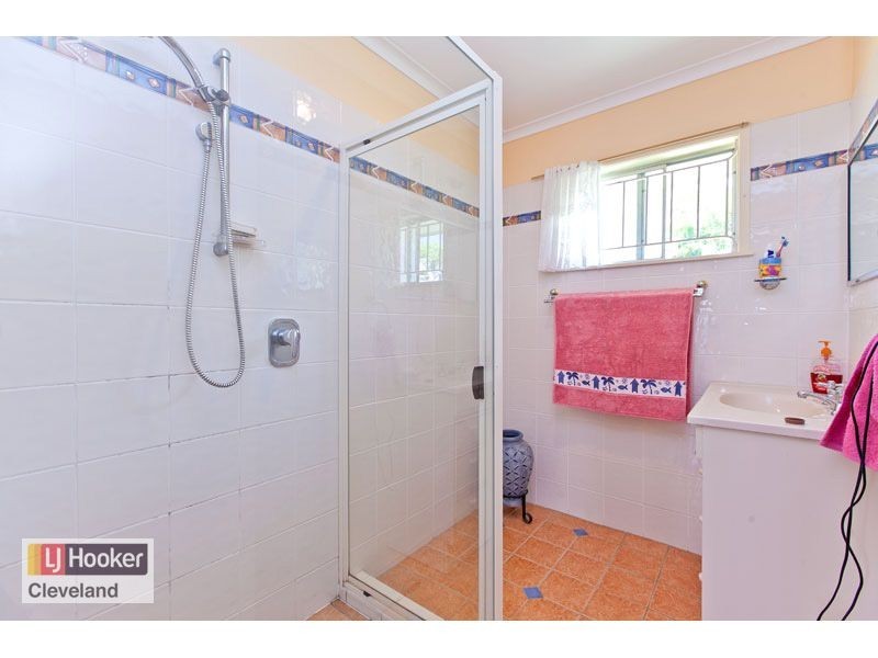 30 Ruth Street, Birkdale QLD 4159