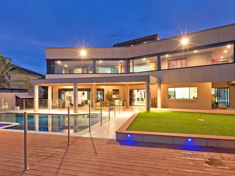 8 Sommersea Drive, Raby Bay QLD 4163