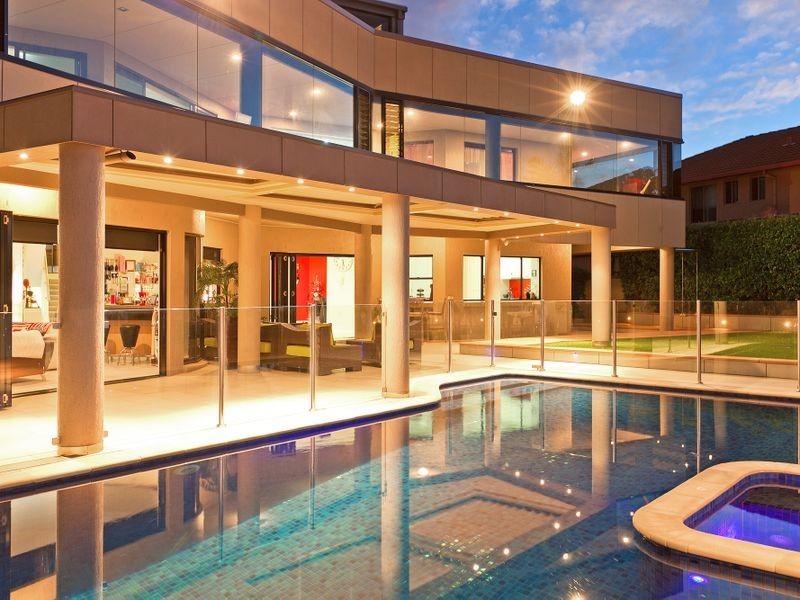 8 Sommersea Drive, Raby Bay QLD 4163