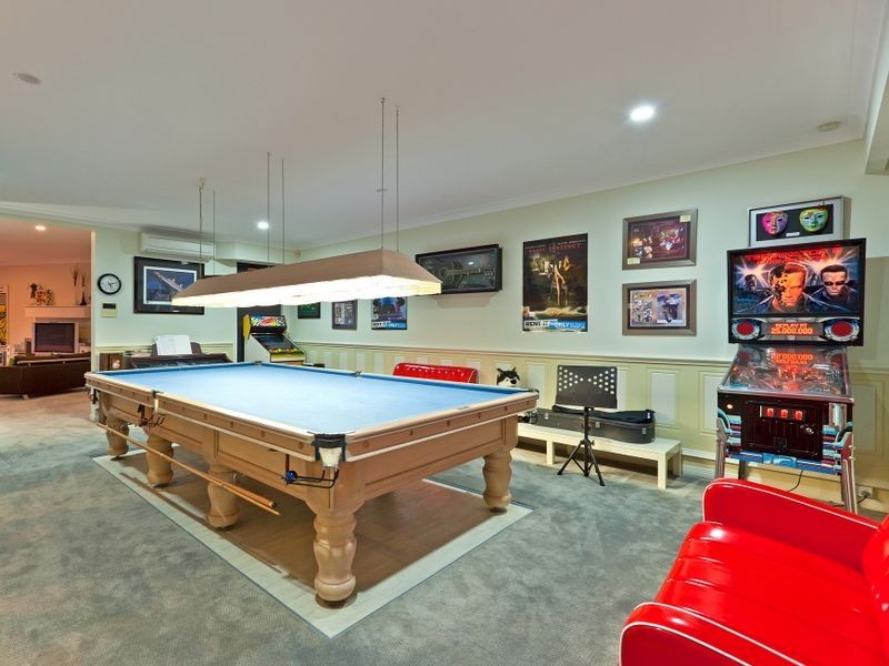 8 Sommersea Drive, Raby Bay QLD 4163