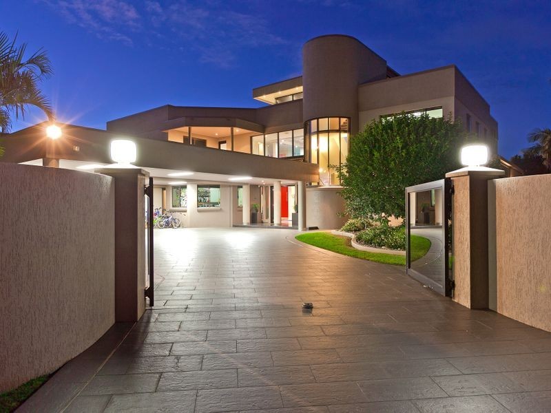 8 Sommersea Drive, Raby Bay QLD 4163