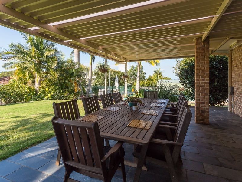 13 Falcon Avenue, Thornlands QLD 4164