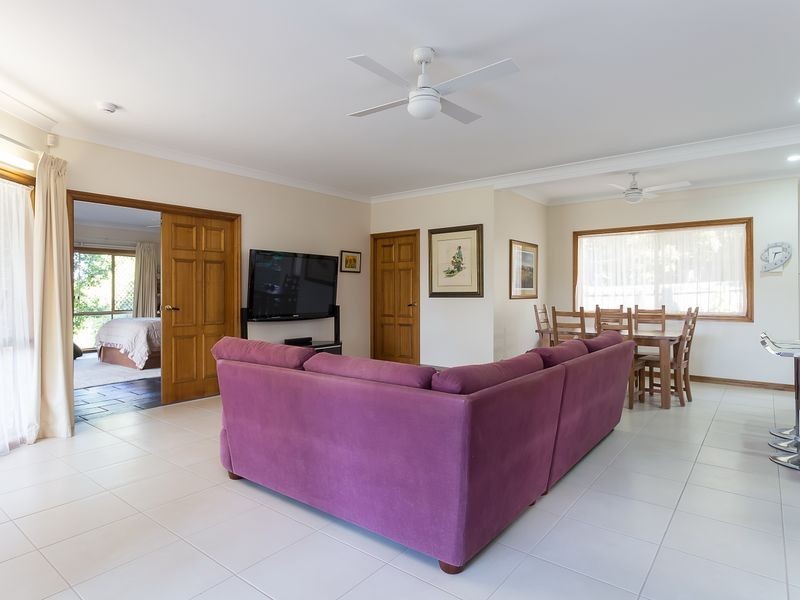 13 Falcon Avenue, Thornlands QLD 4164
