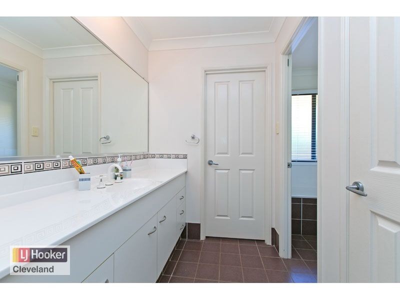 12 Caswell Crescent, Redland Bay QLD 4165