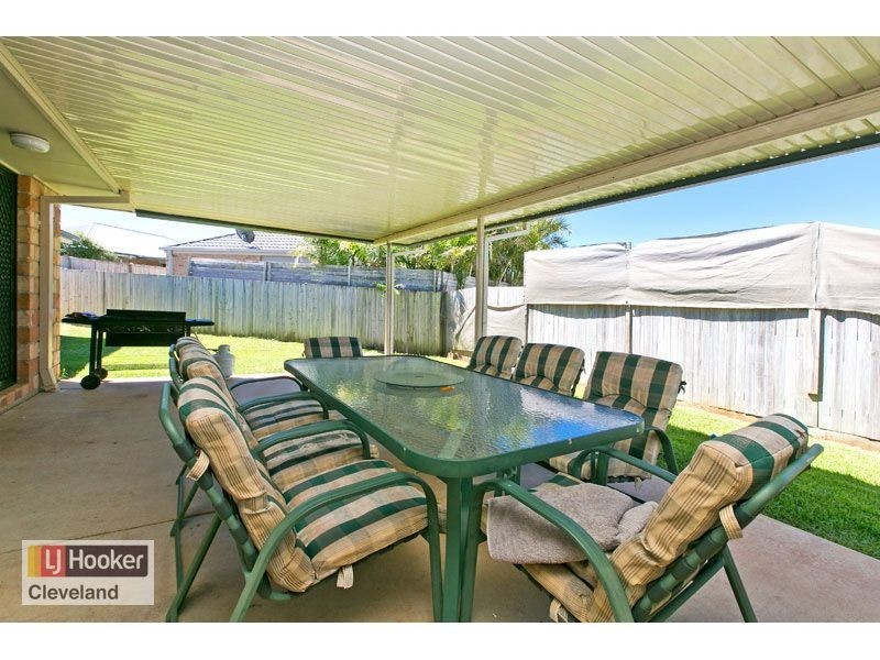 12 Caswell Crescent, Redland Bay QLD 4165