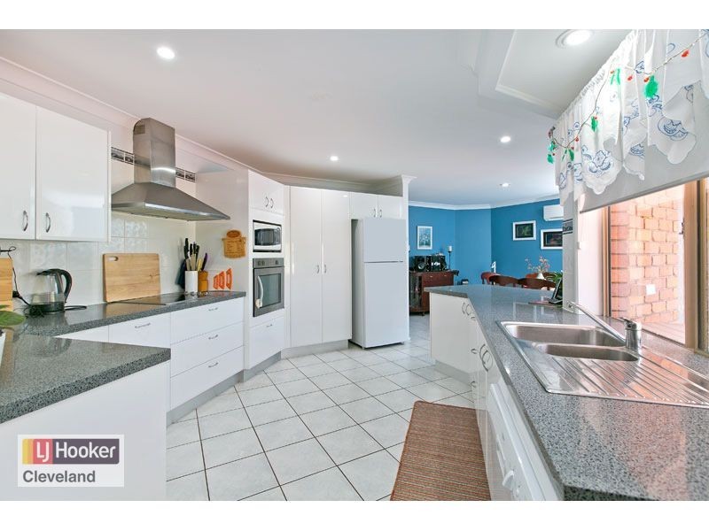 13 Hawk Parade, Thornlands QLD 4164