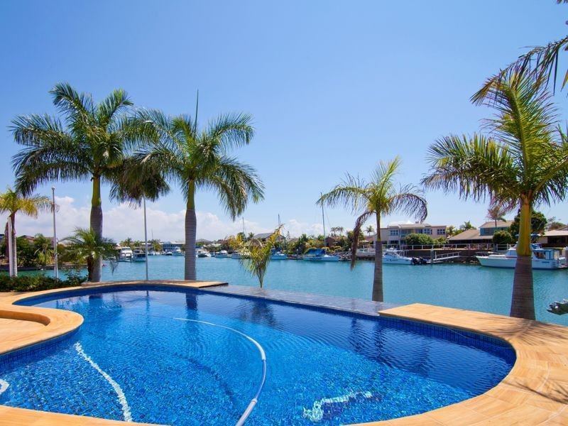 30 Bollard Court, Raby Bay QLD 4163