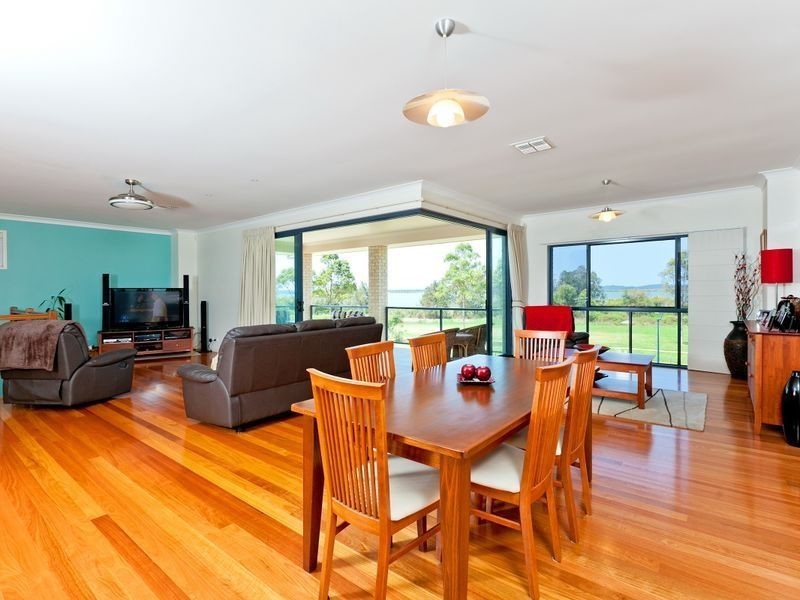 1 Watervale Drive, Redland Bay QLD 4165
