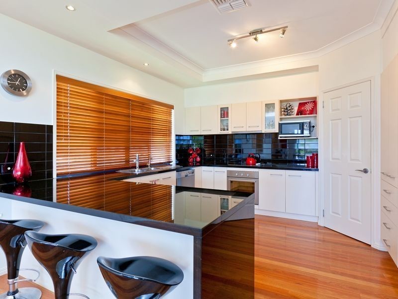 1 Watervale Drive, Redland Bay QLD 4165