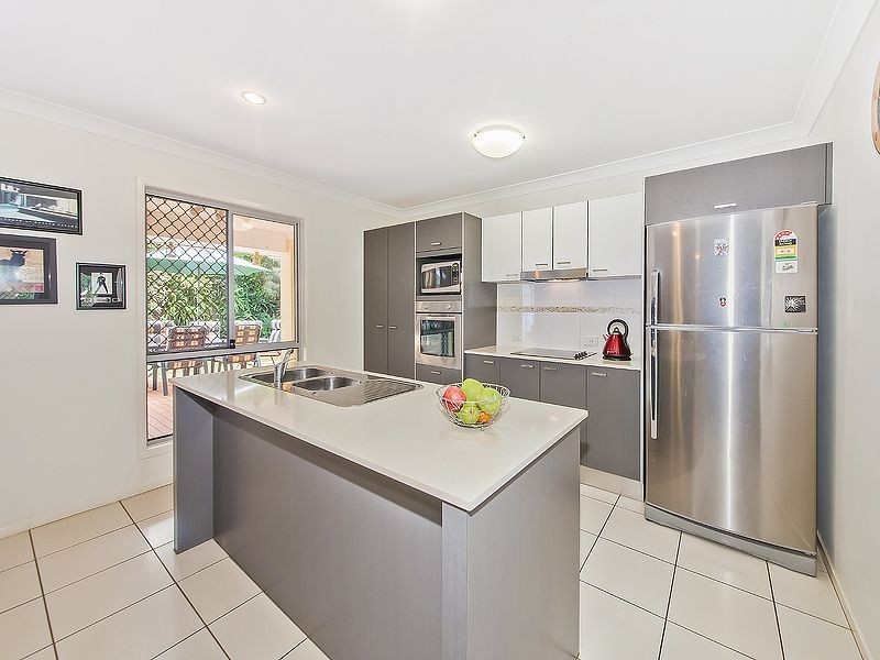 19 Aquila Street, Redland Bay QLD 4165