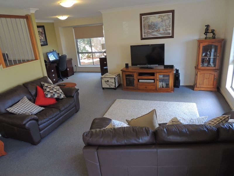 19 Aquila Street, Redland Bay QLD 4165