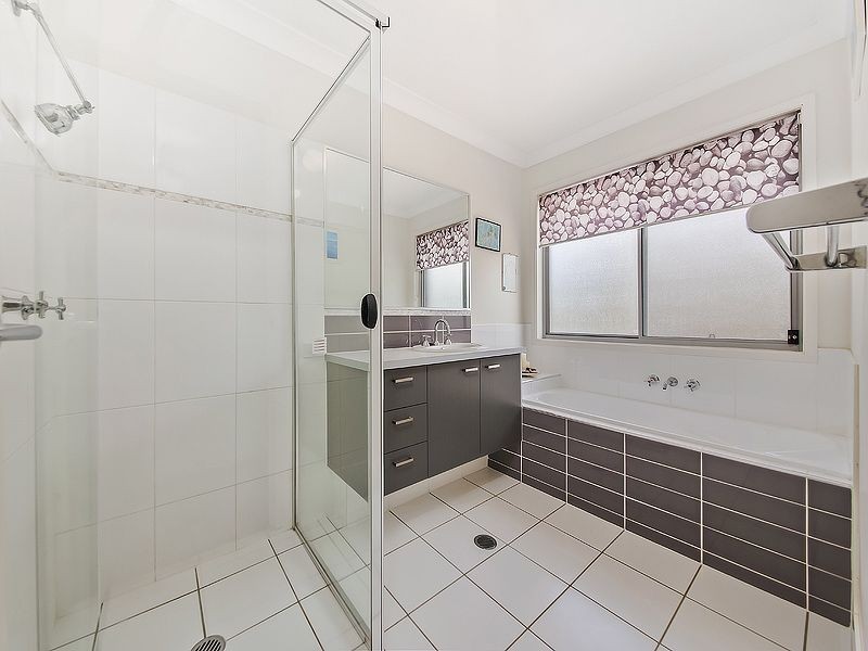 19 Aquila Street, Redland Bay QLD 4165