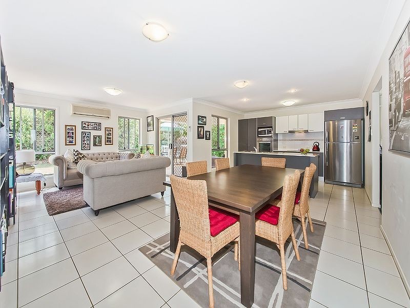 19 Aquila Street, Redland Bay QLD 4165