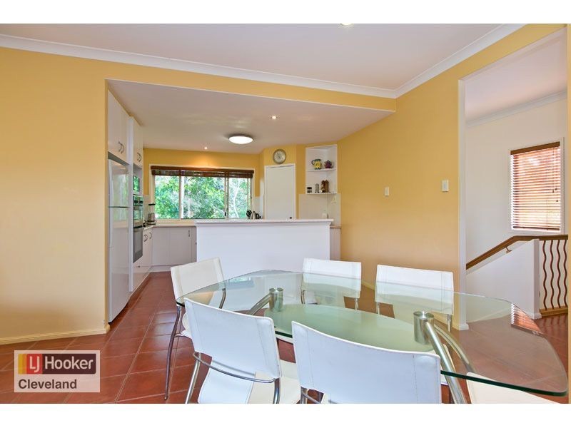 8 Darcelle Place, Ormiston QLD 4160