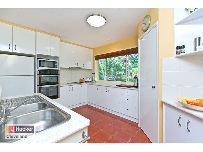 8 Darcelle Place, Ormiston QLD 4160