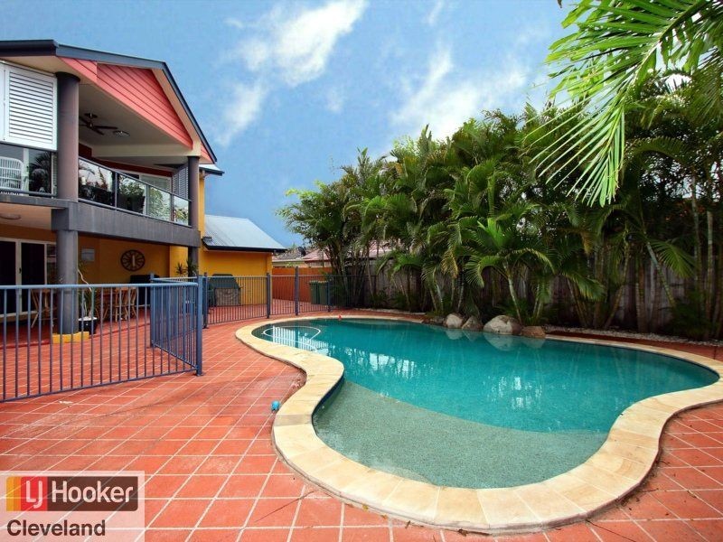 8 Darcelle Place, Ormiston QLD 4160