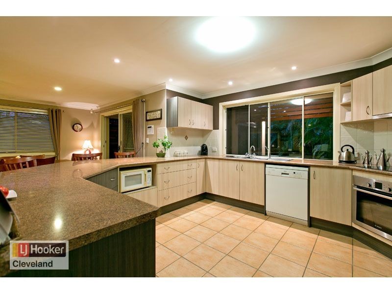 52 Penzance Drive, Redland Bay QLD 4165
