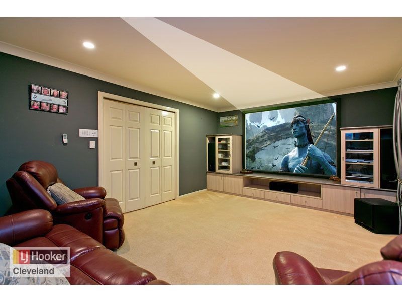 52 Penzance Drive, Redland Bay QLD 4165