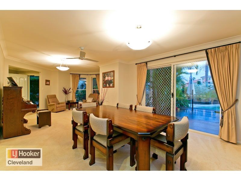 52 Penzance Drive, Redland Bay QLD 4165