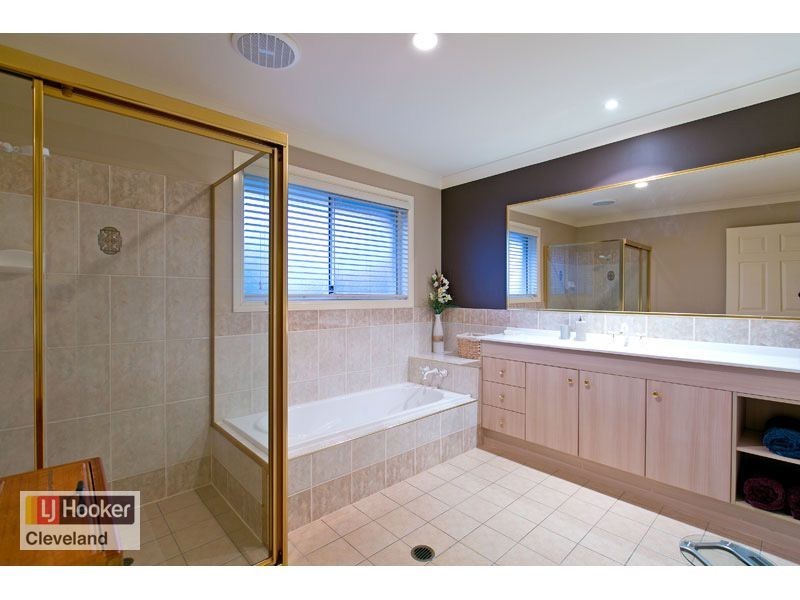 52 Penzance Drive, Redland Bay QLD 4165