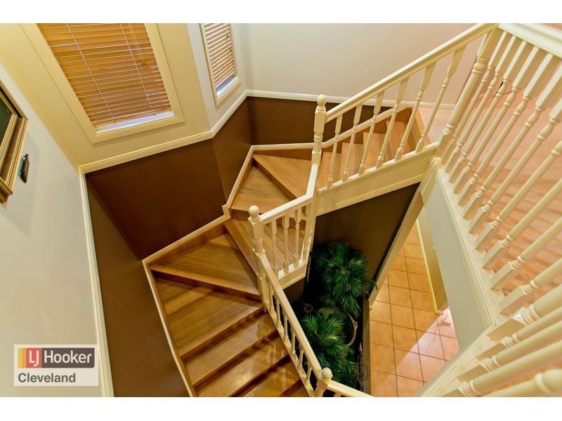 52 Penzance Drive, Redland Bay QLD 4165