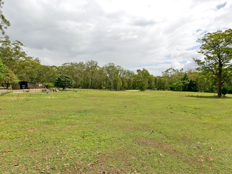 403 German Church Road, Redland Bay QLD 4165