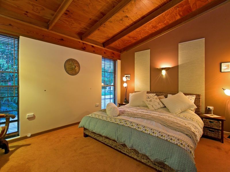 403 German Church Road, Redland Bay QLD 4165