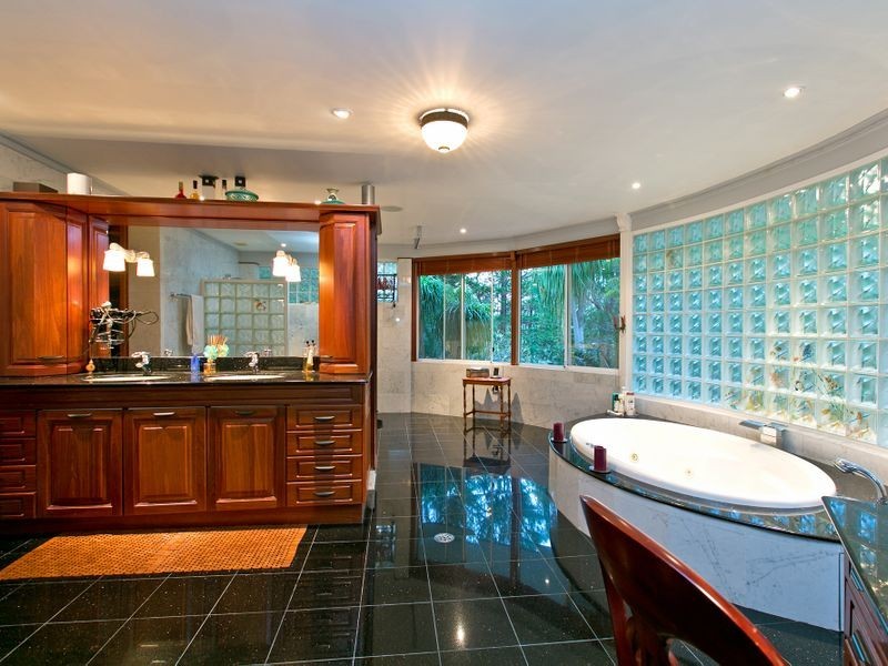 403 German Church Road, Redland Bay QLD 4165