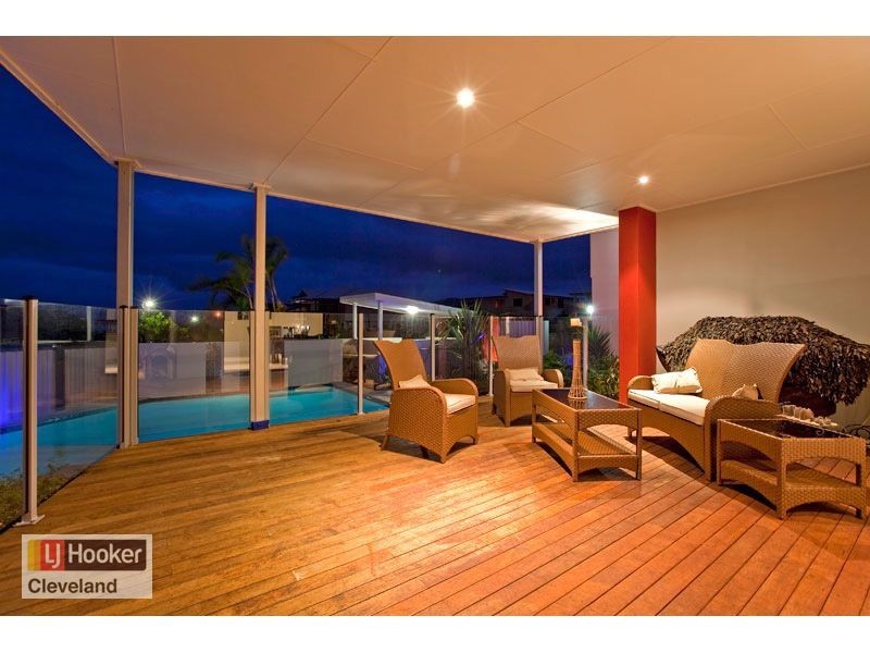 27 Huntly Place, Redland Bay QLD 4165