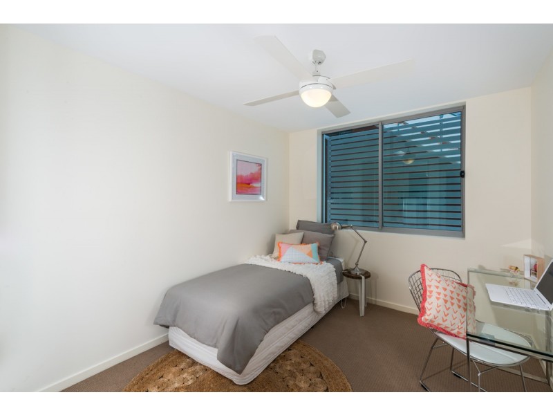 83 Akonna Street, Wynnum QLD 4178