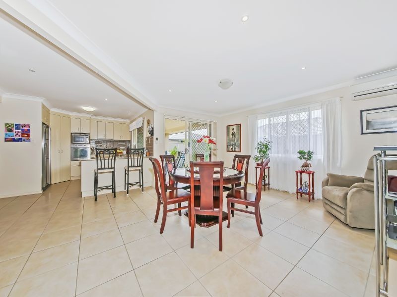 15 Ronnie Street, Cleveland QLD 4163