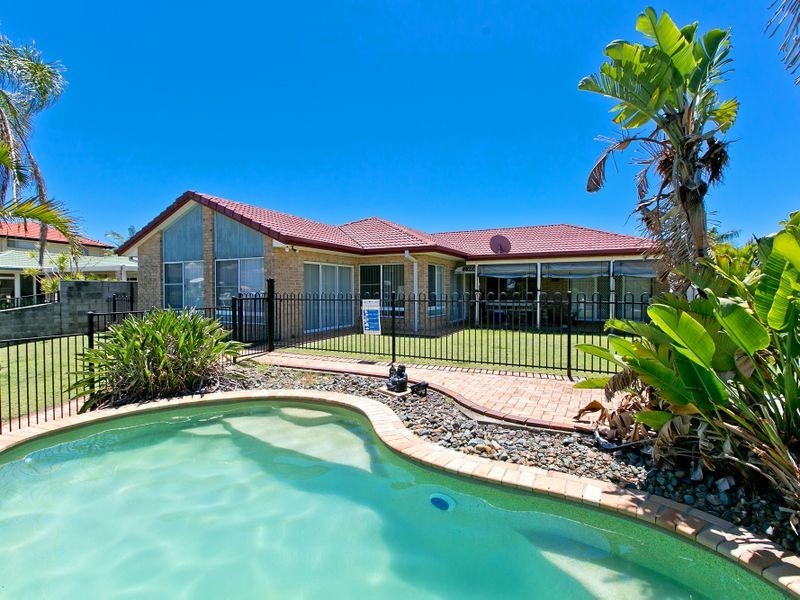 8 Marram Court, Raby Bay QLD 4163