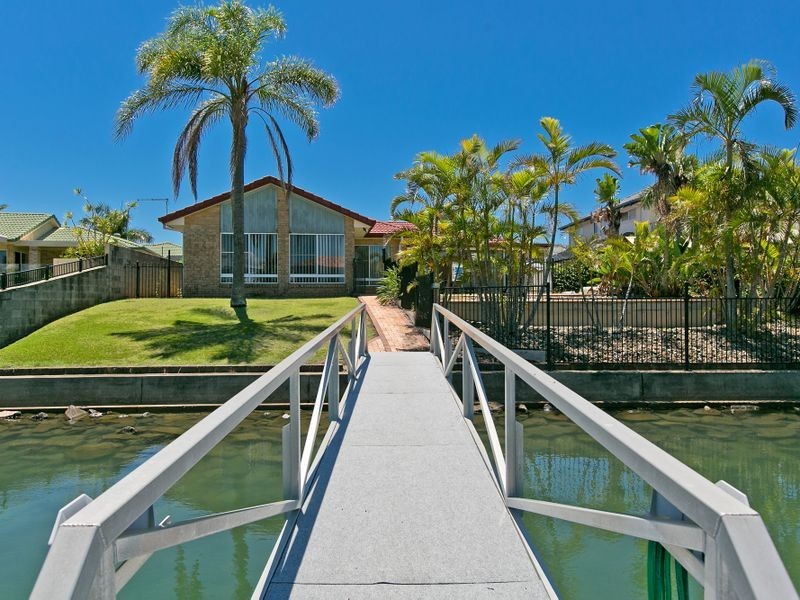 8 Marram Court, Raby Bay QLD 4163