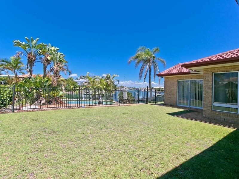 8 Marram Court, Raby Bay QLD 4163