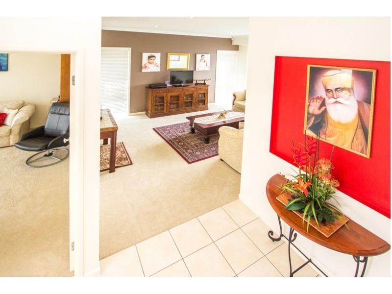 3 Farnham Street, Wellington Point QLD 4160