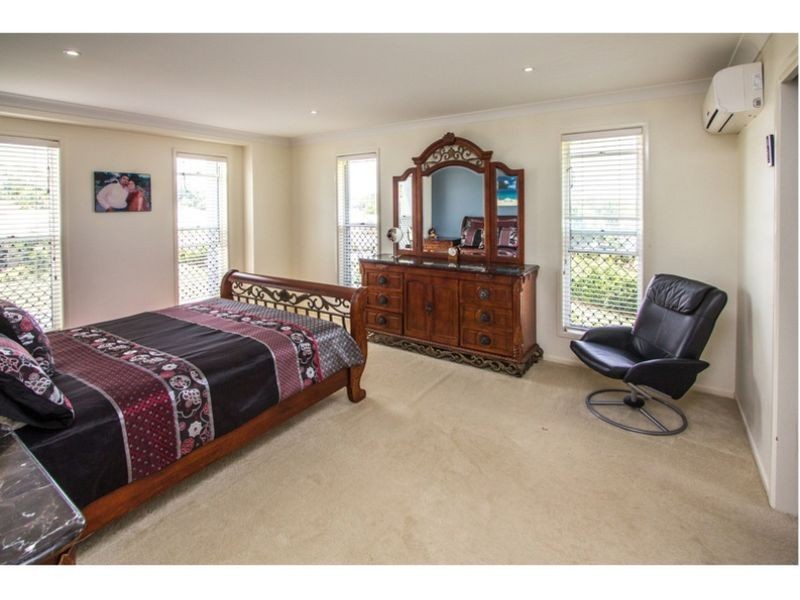 3 Farnham Street, Wellington Point QLD 4160