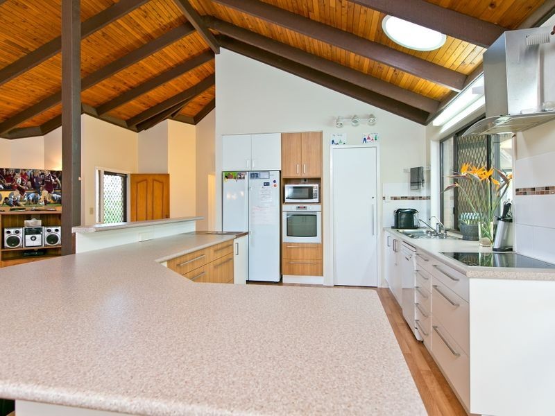 11 Seven Oaks Street, Alexandra Hills QLD 4161