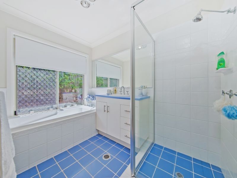 39 Attenborough Cct, Redland Bay QLD 4165