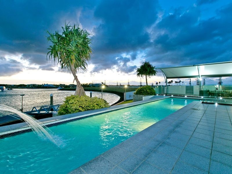 47 Raby Bay Boulevard, Raby Bay QLD 4163