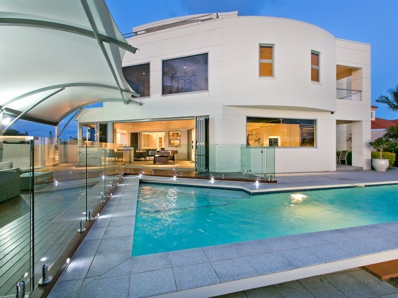 47 Raby Bay Boulevard, Raby Bay QLD 4163