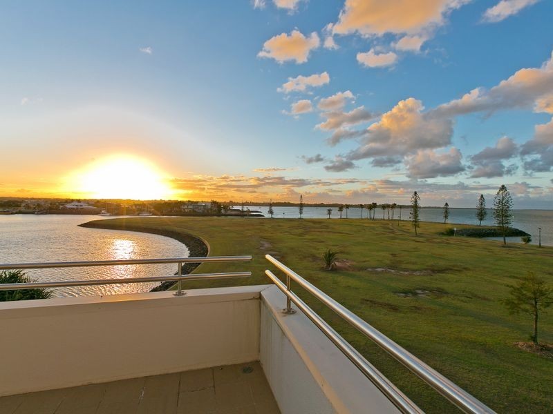 47 Raby Bay Boulevard, Raby Bay QLD 4163