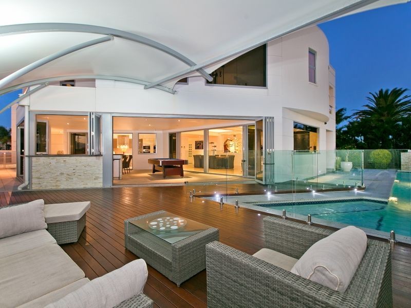 47 Raby Bay Boulevard, Raby Bay QLD 4163